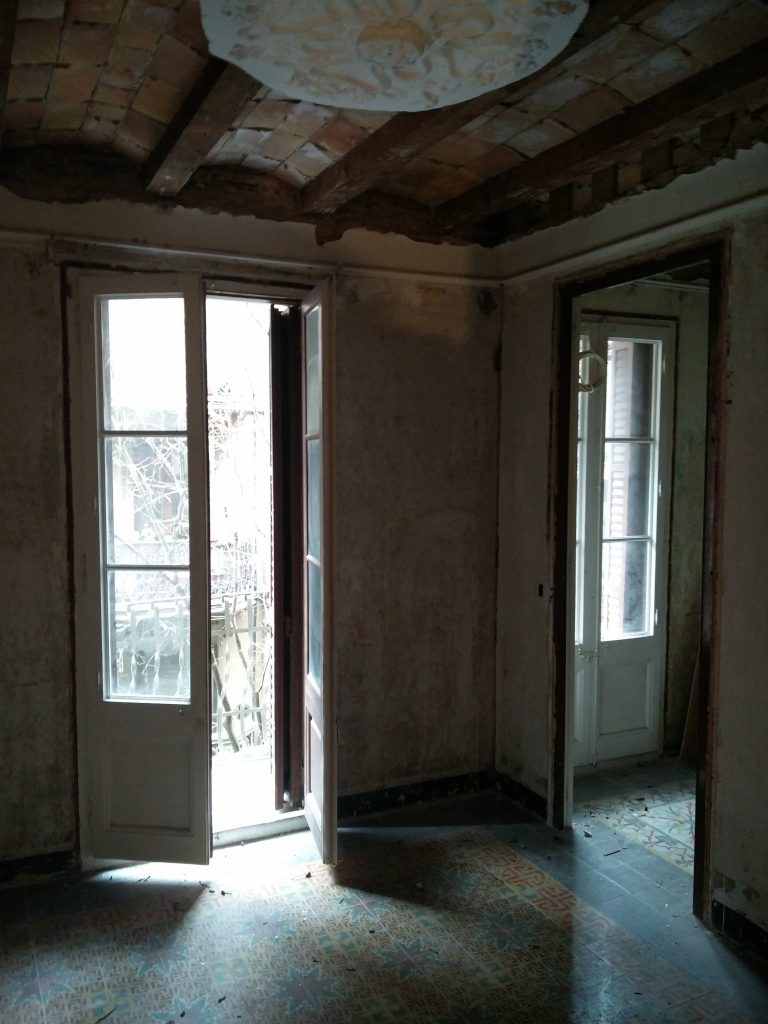 Reforma de una vivienda modernista en el barrio Poble Sec de Barcelona ANTES