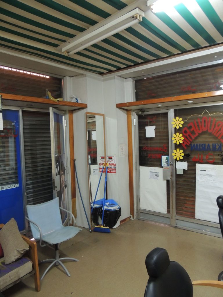 Fotos del proyecto ANTES de la reforma, local del Raval Barcelona